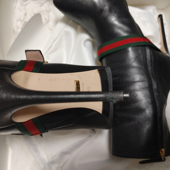 Size 40 Gucci Boots - Picture 12 of 13